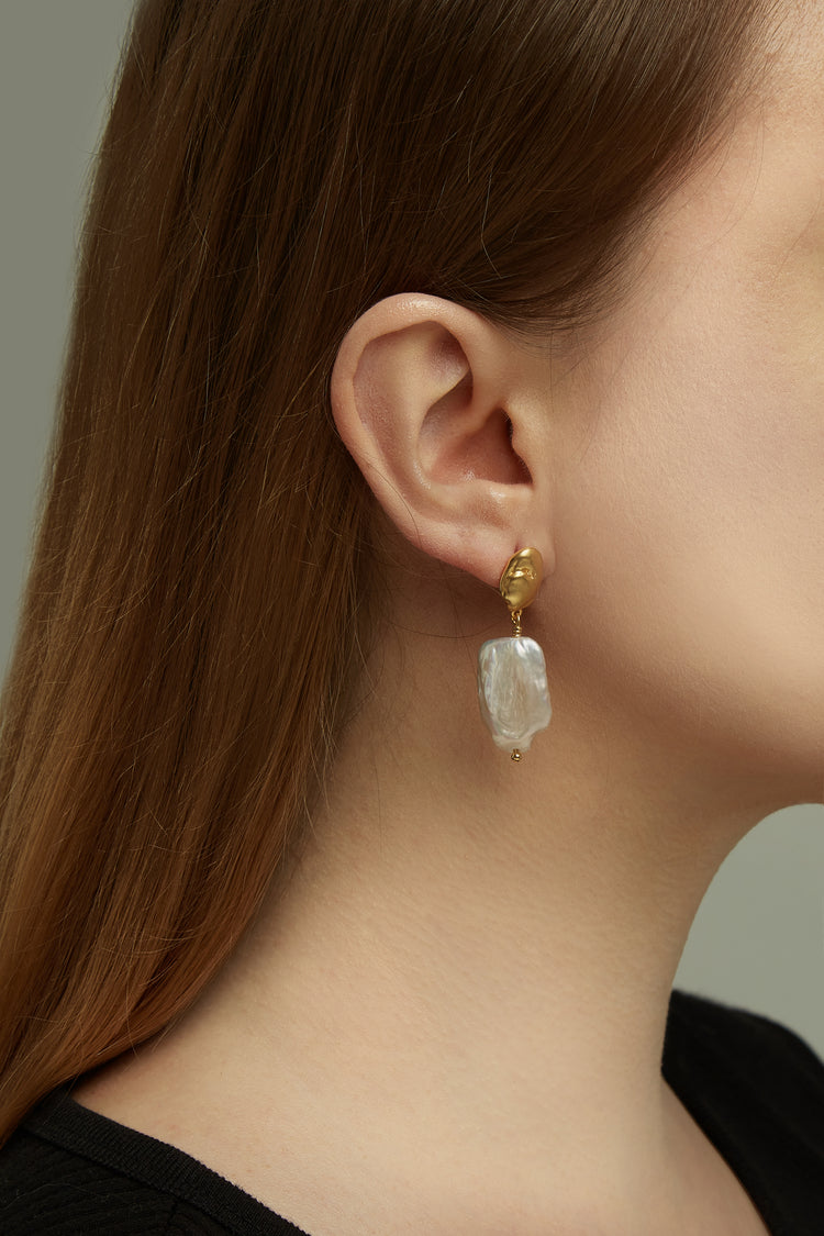 Baroque Pearl Bar Drop Earrings