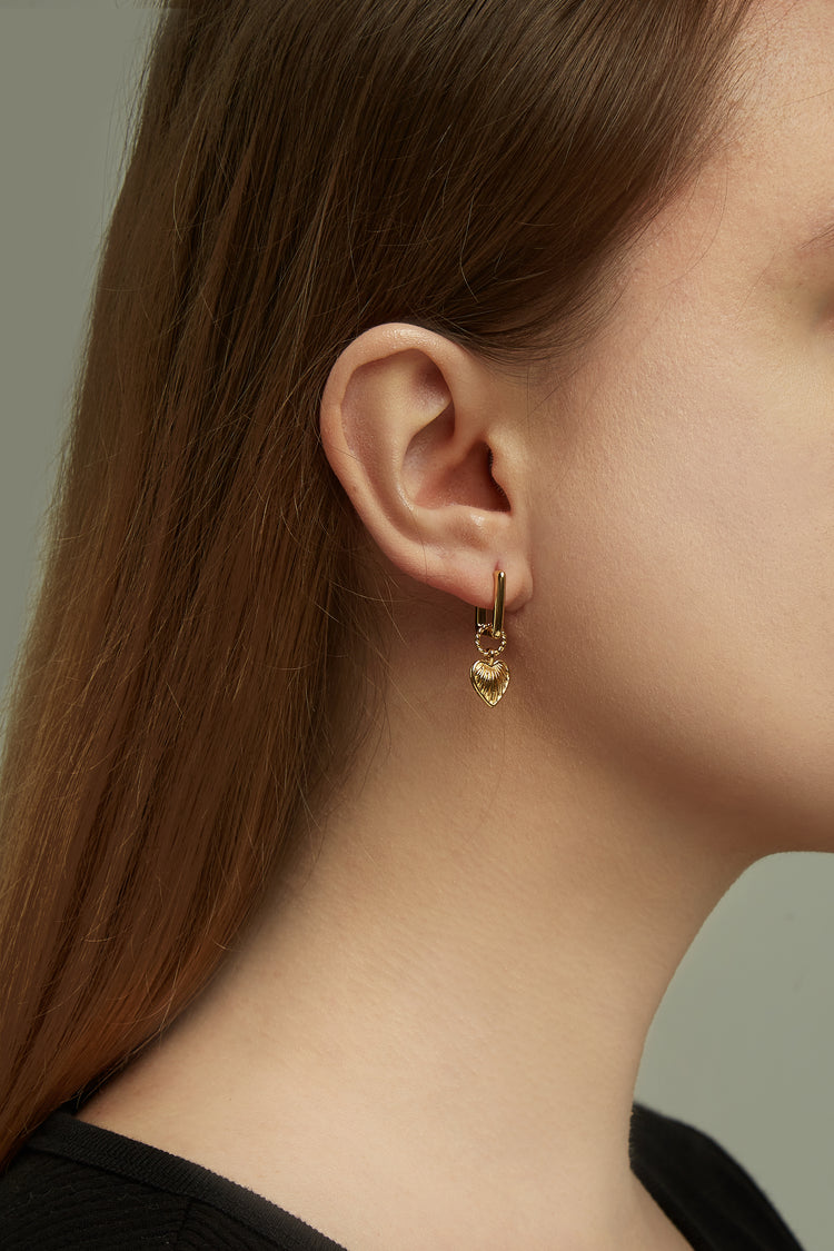 Sqaure Hoop Heart Pendant Earrings