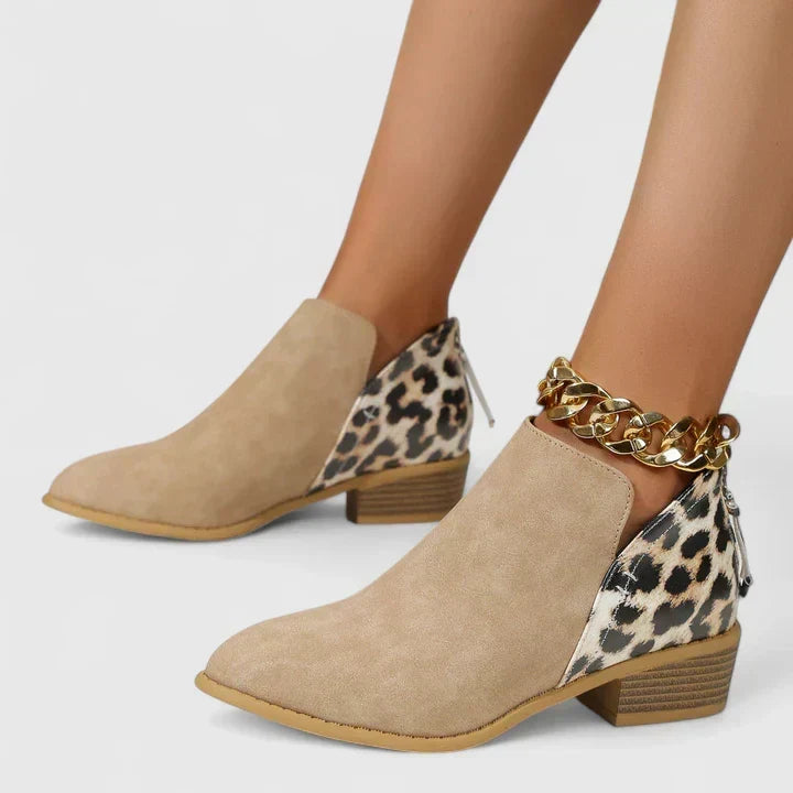 Lorraine | Women&