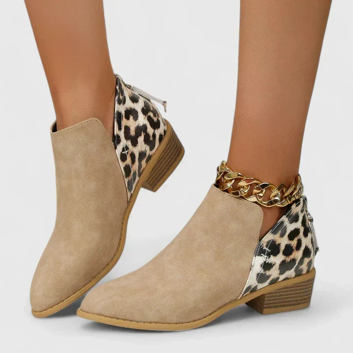 Lorraine | Women&