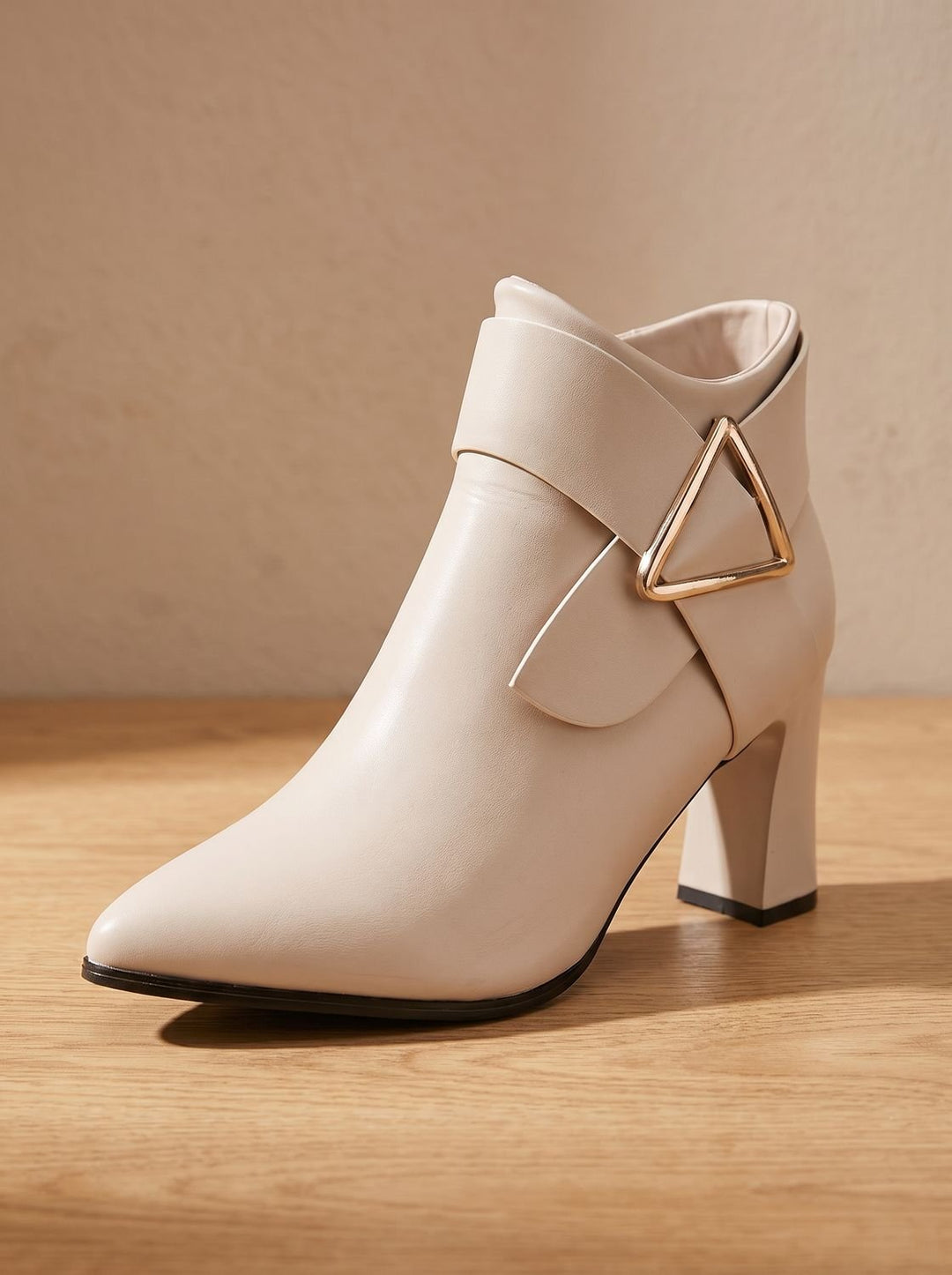 Velouris | Women&