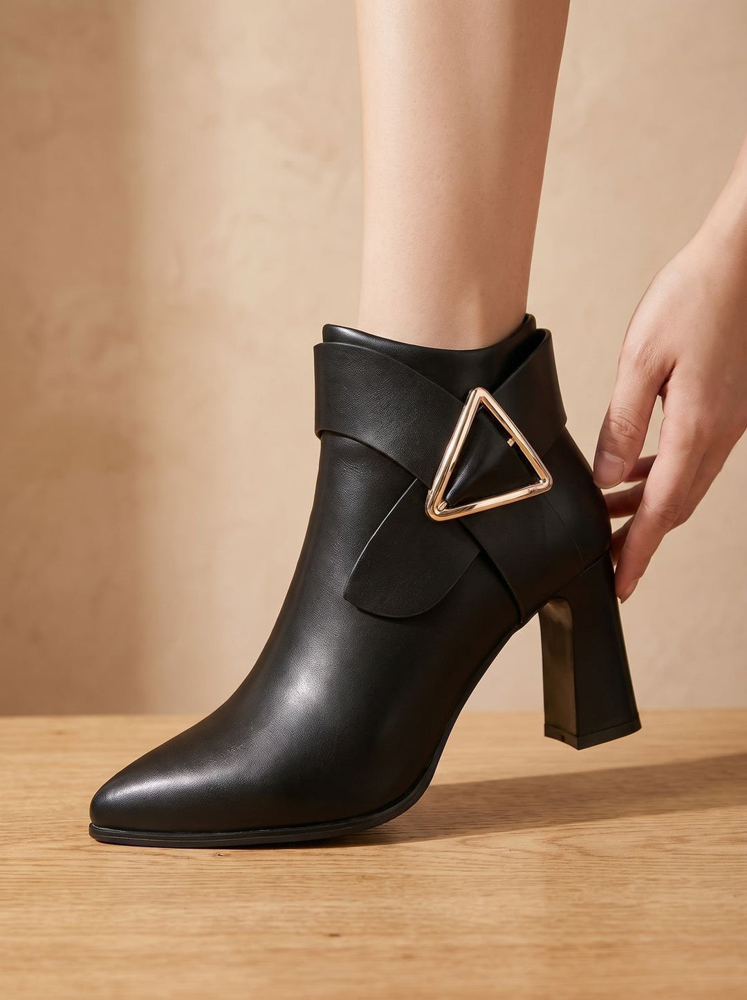 Velouris | Women&