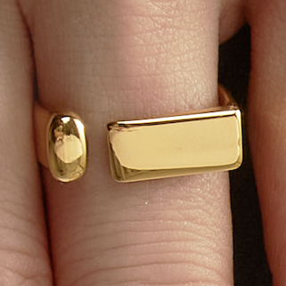 Openness Square Signet Ring